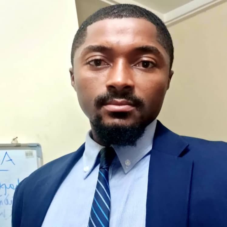Kenneth  Ejah